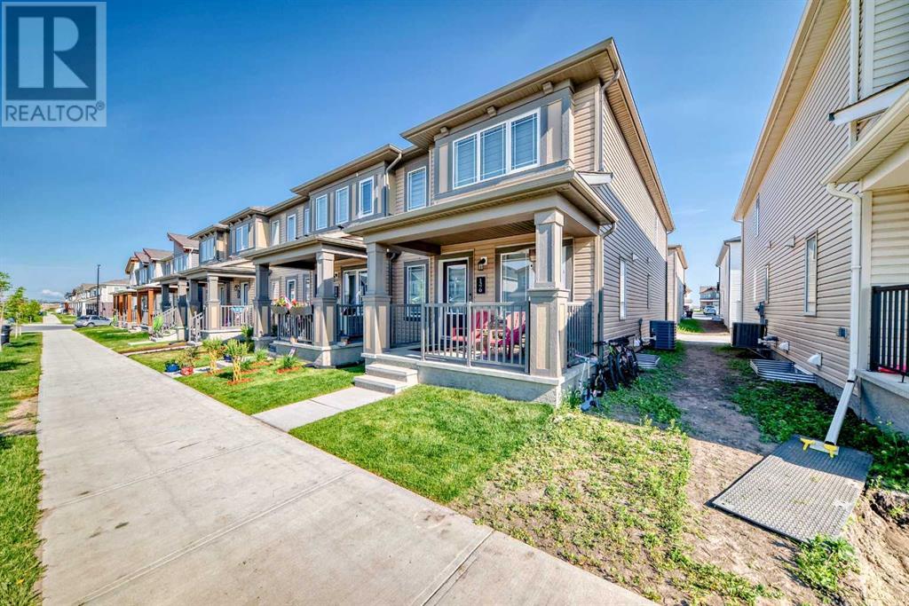 Property at 1370 148 Avenue NW image 3