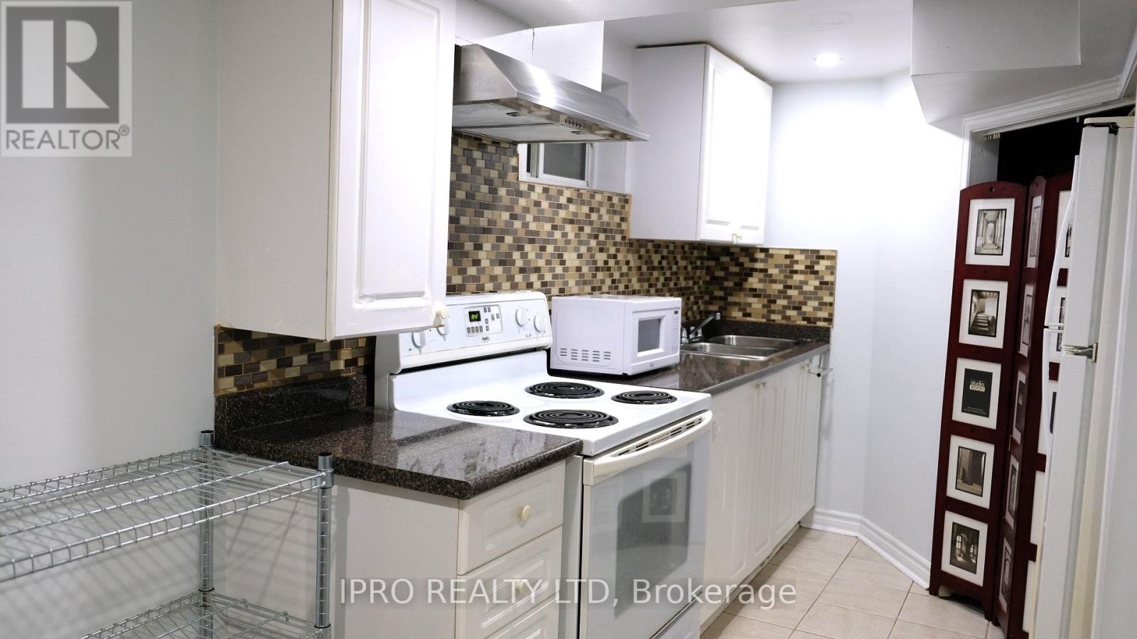 120 Hansen Road N, Brampton (Madoc), Ontario  L6V 2G6 - Photo 17 - W12202377