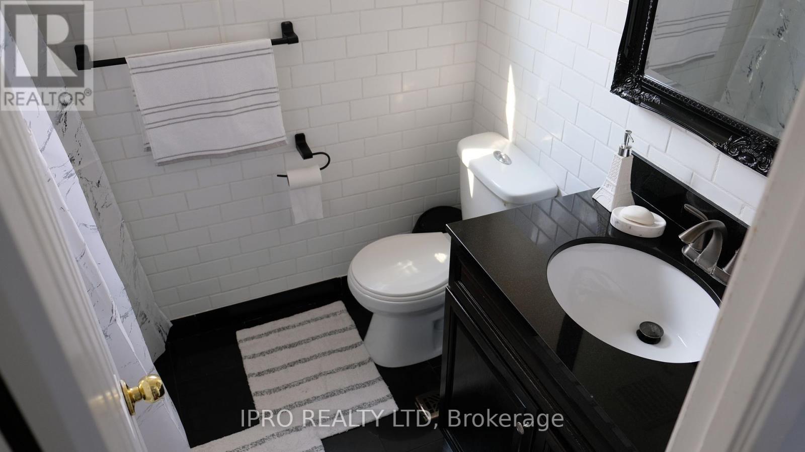 120 Hansen Road N, Brampton (Madoc), Ontario  L6V 2G6 - Photo 21 - W12202377