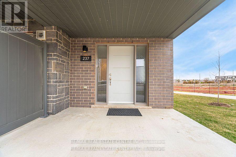 Property at 237 - 237 WEST OAK TRAIL SW image 4