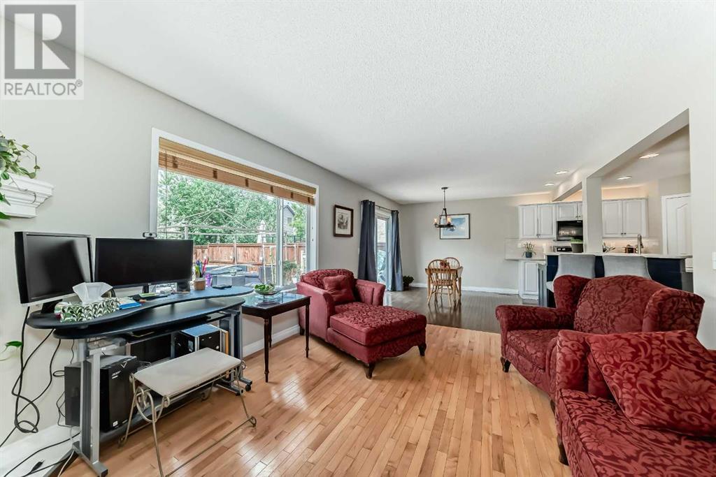 54 Cougarstone Mews Sw, Calgary, Alberta  T3H 5A2 - Photo 14 - A2228836