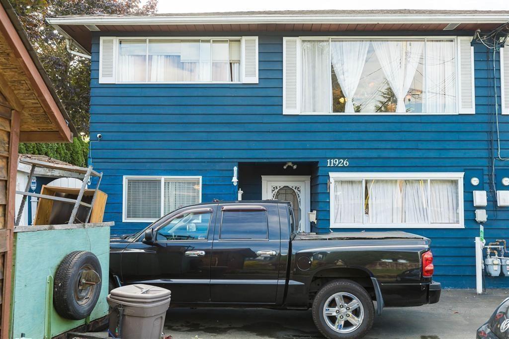 11924 & 11926 90A AVENUE, delta, British Columbia