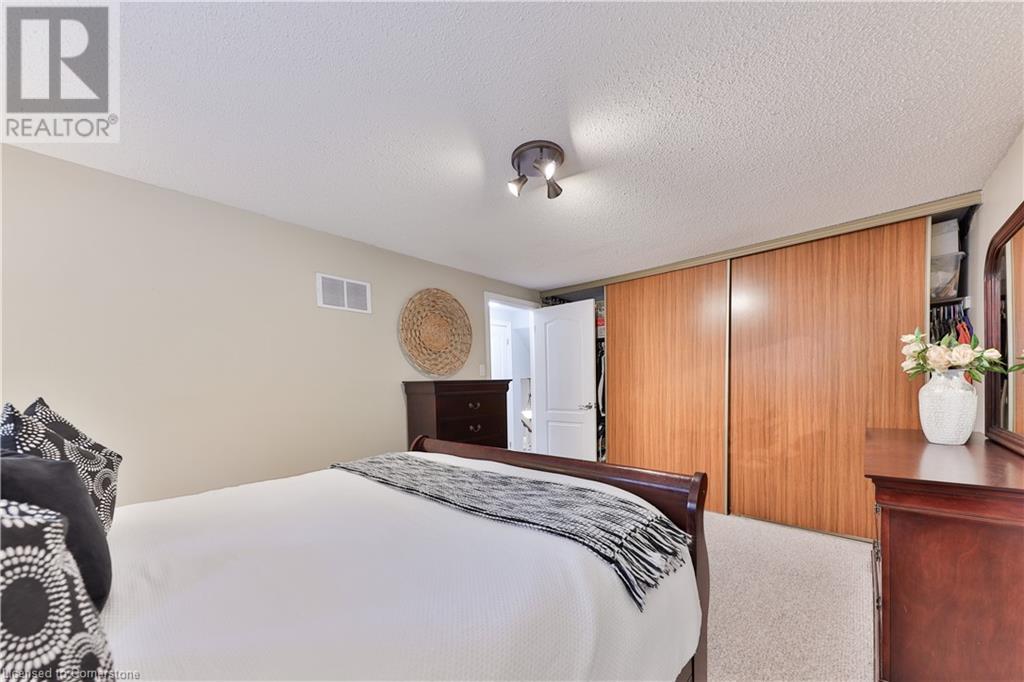 799 Miriam Crescent, Burlington, Ontario  L7S 2B8 - Photo 9 - 40736034