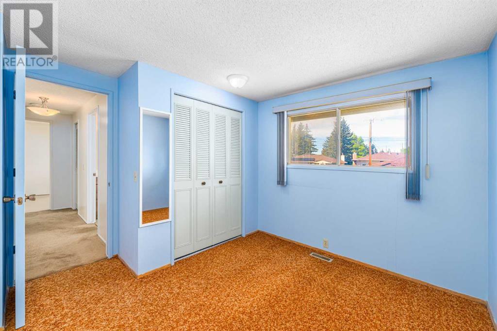 320 Silver Brook Way Nw, Calgary, Alberta  T3B 3G8 - Photo 20 - A2225842