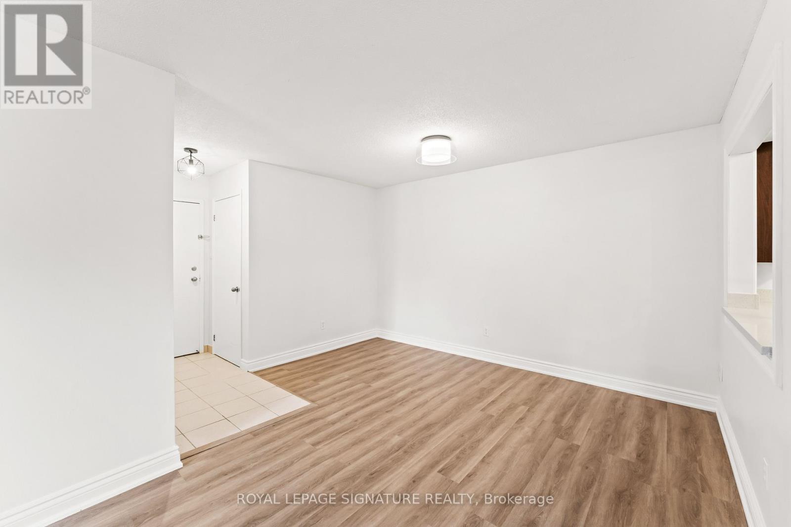 1112 - 1492 Pilgrams Way, Oakville, Ontario  L6M 3G8 - Photo 12 - W12204078