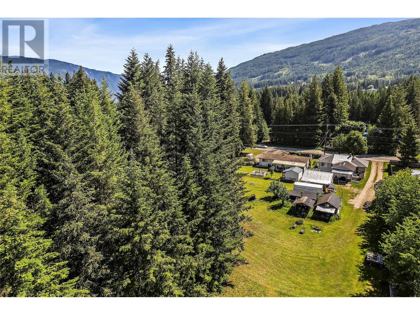 6661 50th Street Ne, Salmon Arm, British Columbia  V0E 1K0 - Photo 28 - 10350773