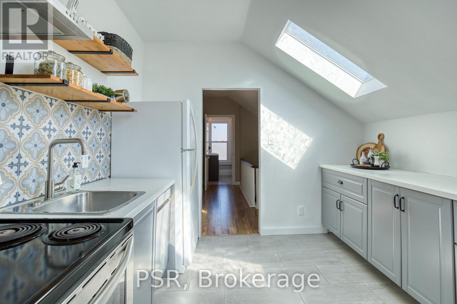 A - 51 Dupont Street E, Waterloo, Ontario  N2J 2G8 - Photo 10 - X12204076