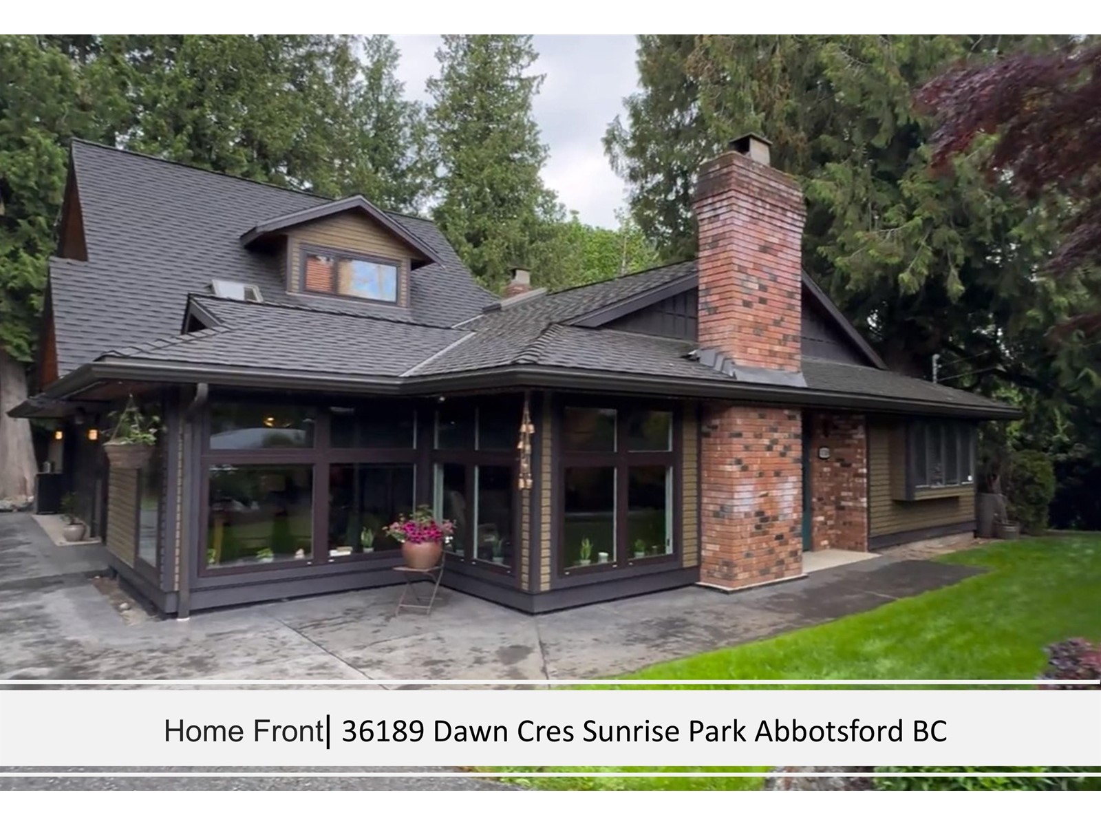 36189 Dawn Crescent, Abbotsford, British Columbia  V3G 1C6 - Photo 1 - R3011546