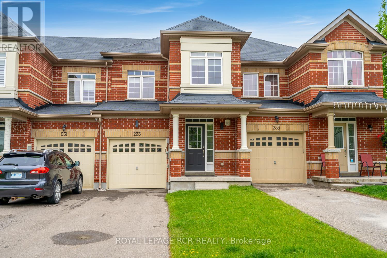 233 Thompson Road, Orangeville, Ontario  L9W 5T9 - Photo 2 - W12204037