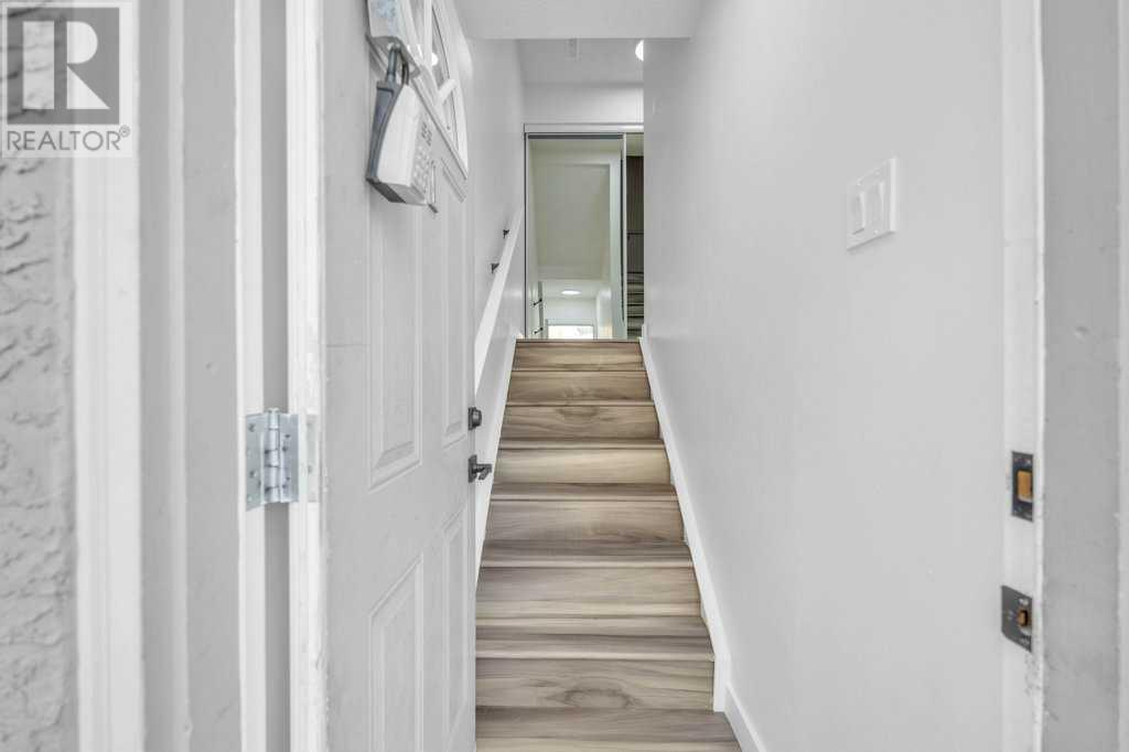 Property at 1, 8112 36 Avenue NW image 4