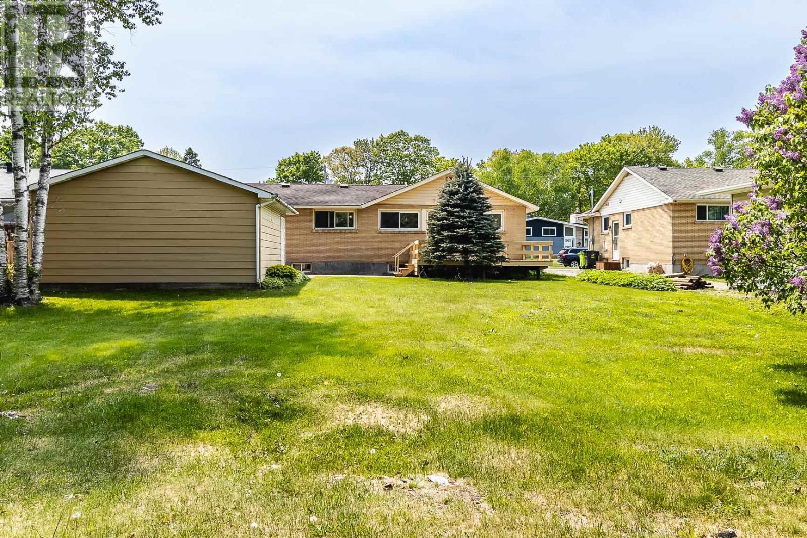 16 Ford St, Sault Ste. Marie, Ontario  P6A 4N4 - Photo 43 - SM251393