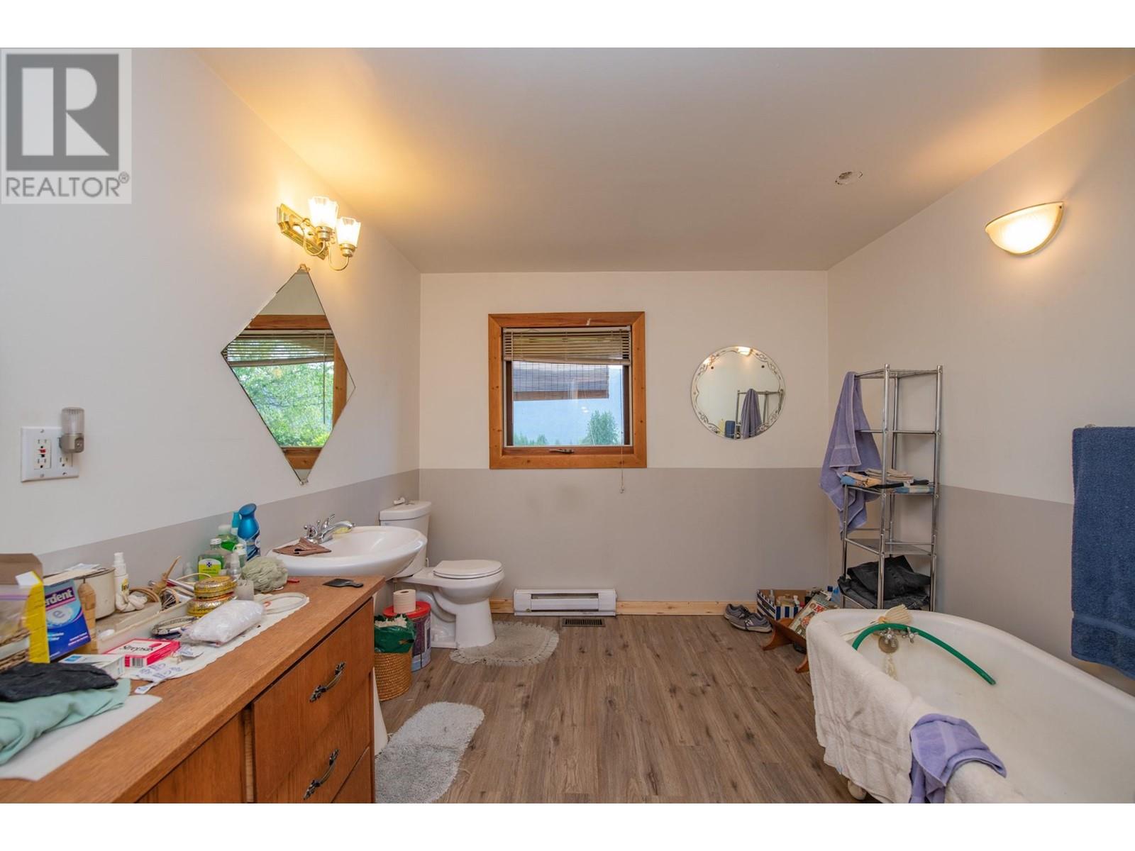 288 Sigalet Road, Lumby, British Columbia  V0E 2G6 - Photo 37 - 10350837