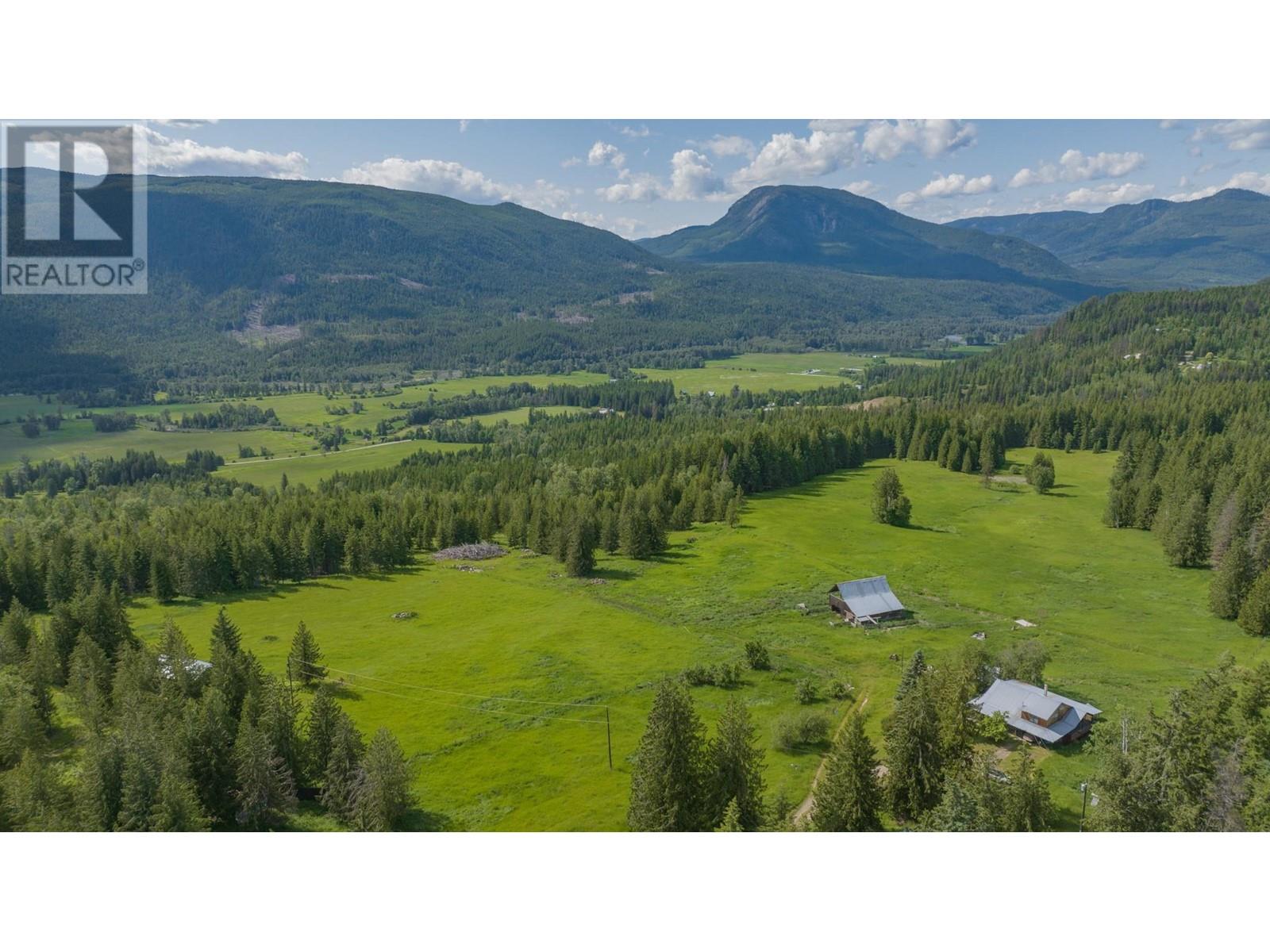288 Sigalet Road, Lumby, British Columbia  V0E 2G6 - Photo 68 - 10350837