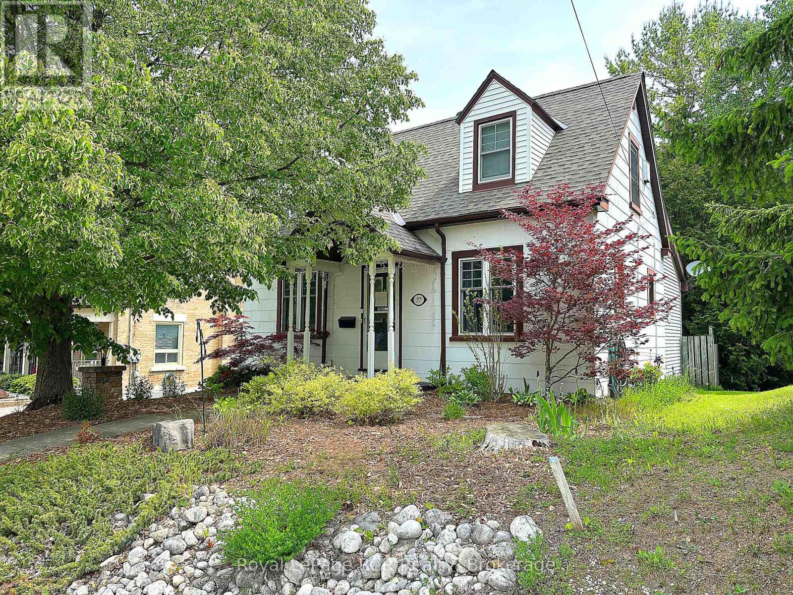 357 10TH AVENUE, Hanover, Ontario