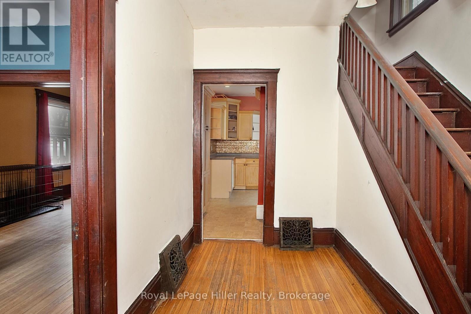 103 Mowat Street, Stratford, Ontario  N5A 2B8 - Photo 5 - X11970127