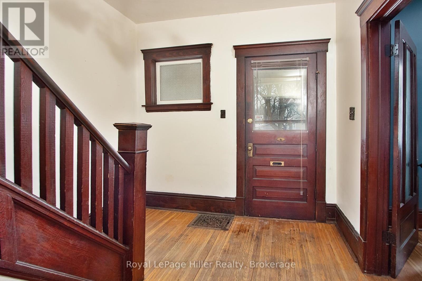 103 Mowat Street, Stratford, Ontario  N5A 2B8 - Photo 4 - X11970127
