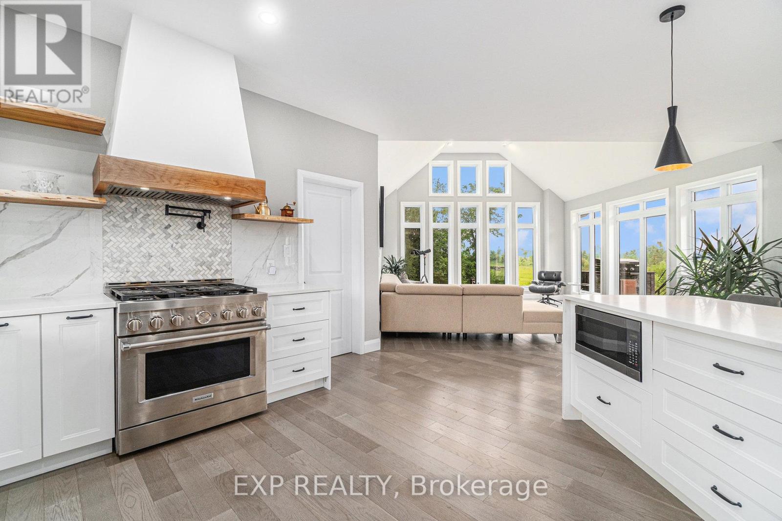 21 Constance Lake Road, Ottawa, Ontario  K2K 1X7 - Photo 14 - X12204117
