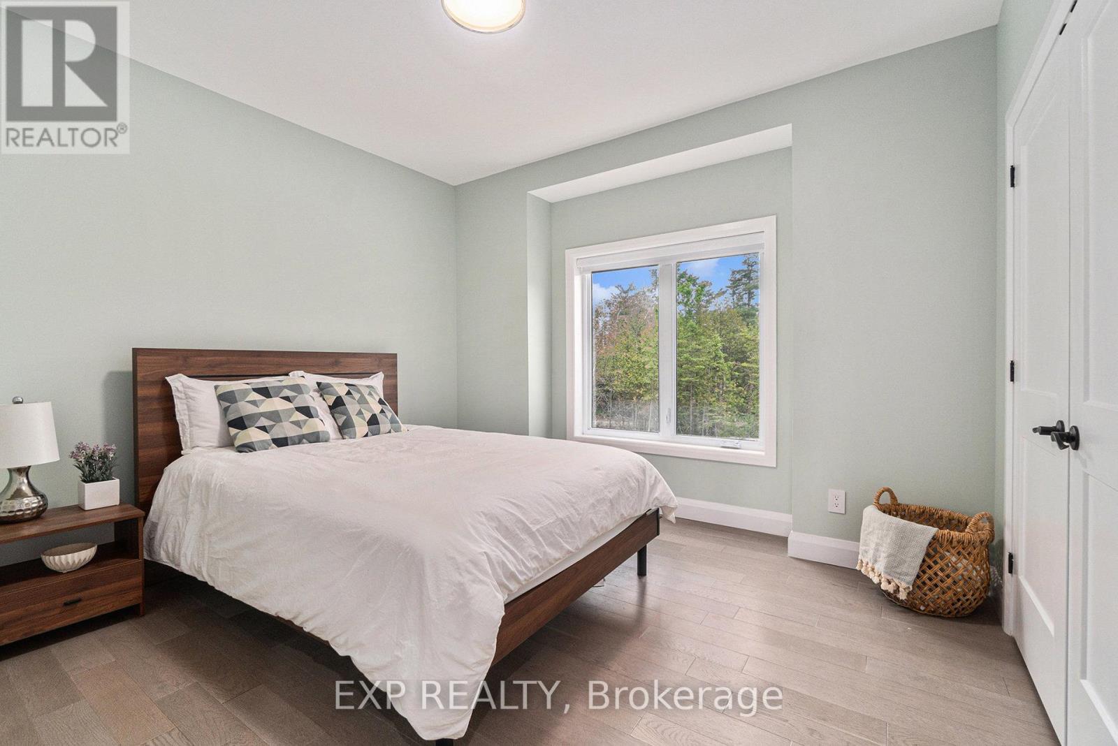 21 Constance Lake Road, Ottawa, Ontario  K2K 1X7 - Photo 21 - X12204117