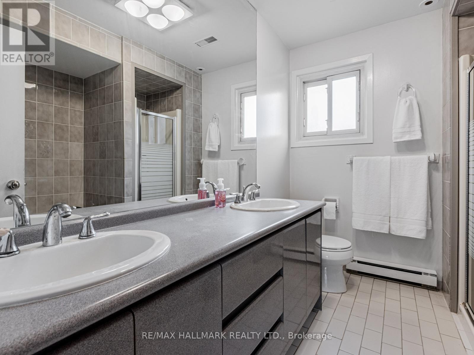 85 Ames Circle, Toronto, Ontario  M3B 3C2 - Photo 12 - C12204123