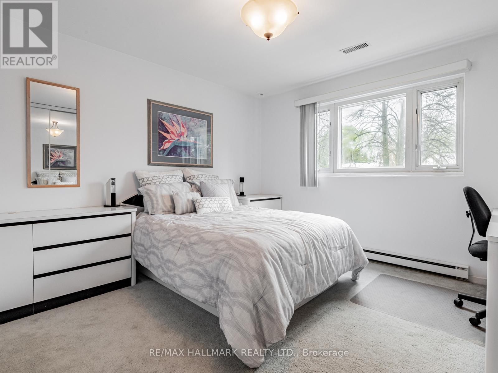 85 Ames Circle, Toronto, Ontario  M3B 3C2 - Photo 15 - C12204123