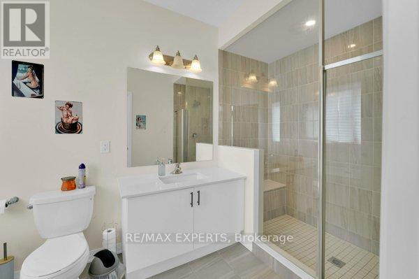 87 De La Roche Drive N, Vaughan (Vellore Village), Ontario  L4L 1A6 - Photo 40 - N12204097