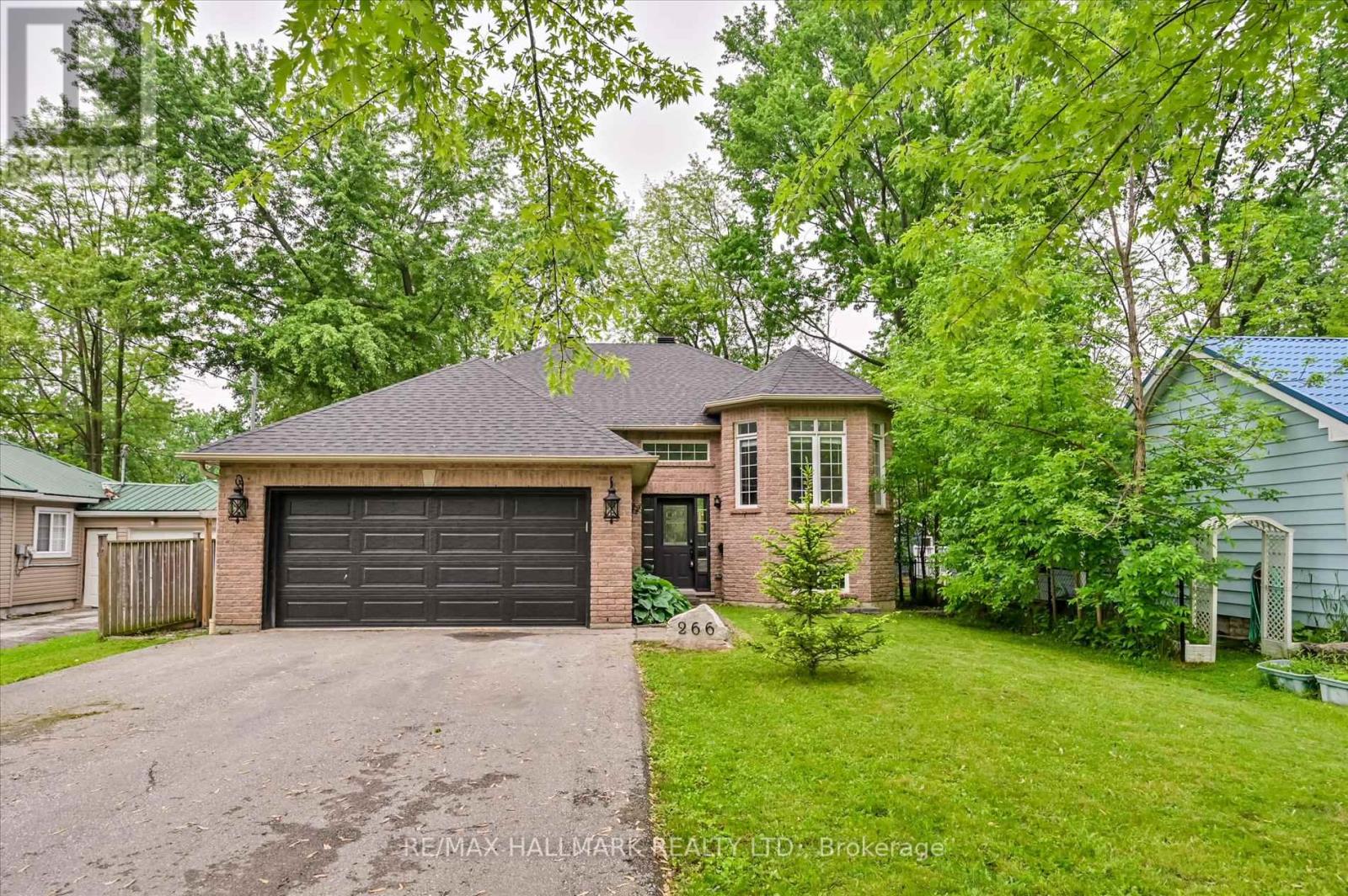 266 CEDARHOLME AVENUE, Georgina, Ontario
