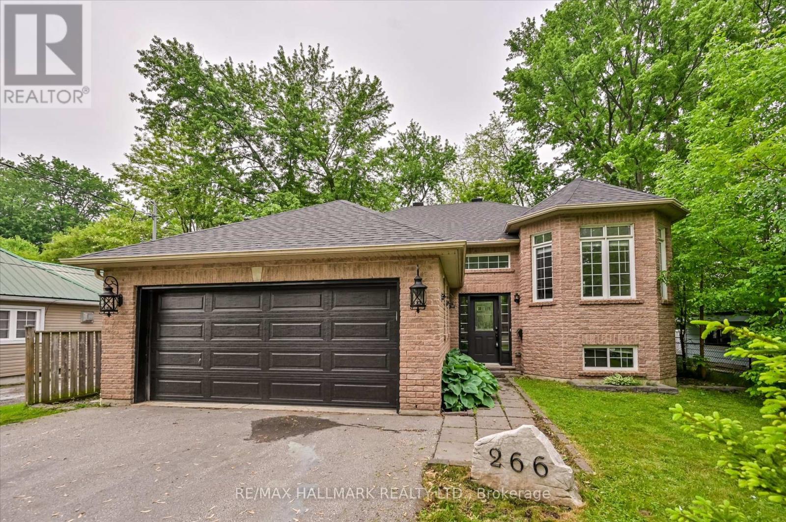 266 Cedarholme Avenue, Georgina, Ontario  L4P 2W4 - Photo 8 - N12204110