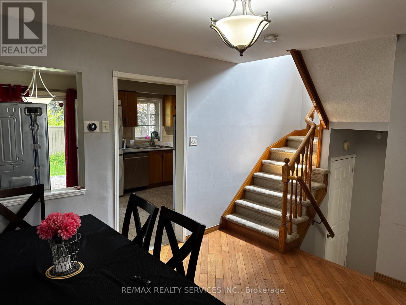 32 Weather Vane Lane, Brampton (Fletcher's Creek Village), Ontario  L6X 4R5 - Photo 14 - W12204121