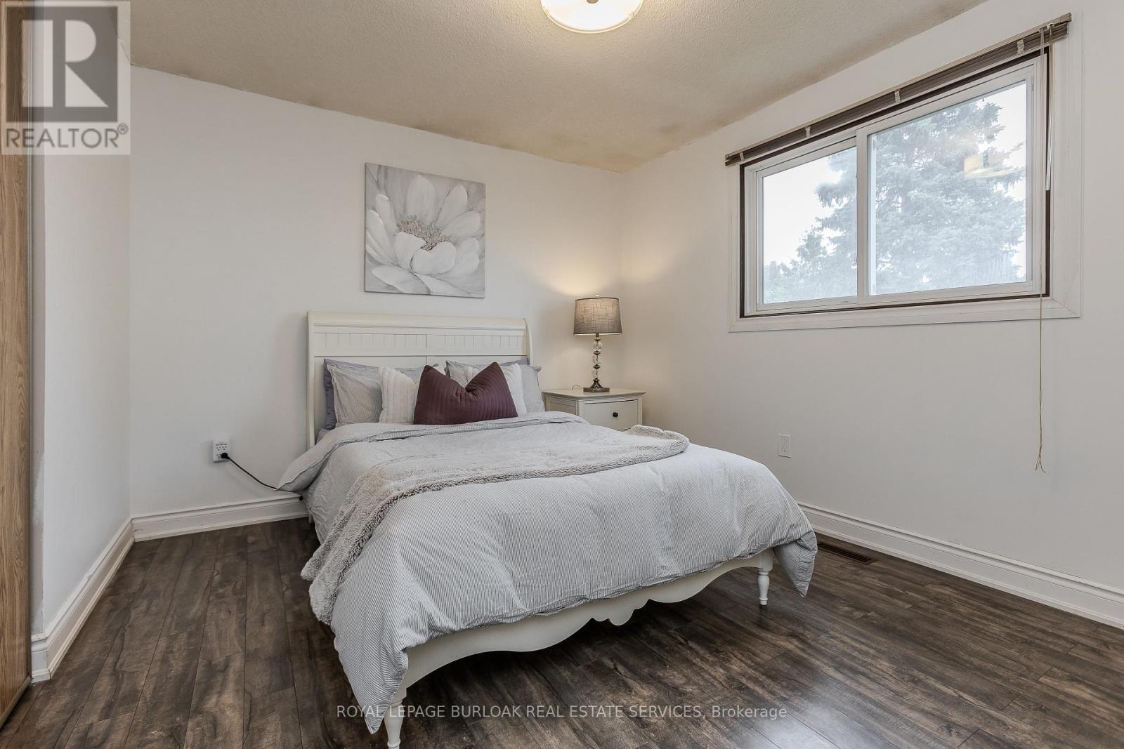 2218 Leominster Drive, Burlington, Ontario  L7P 3X1 - Photo 20 - W12204125