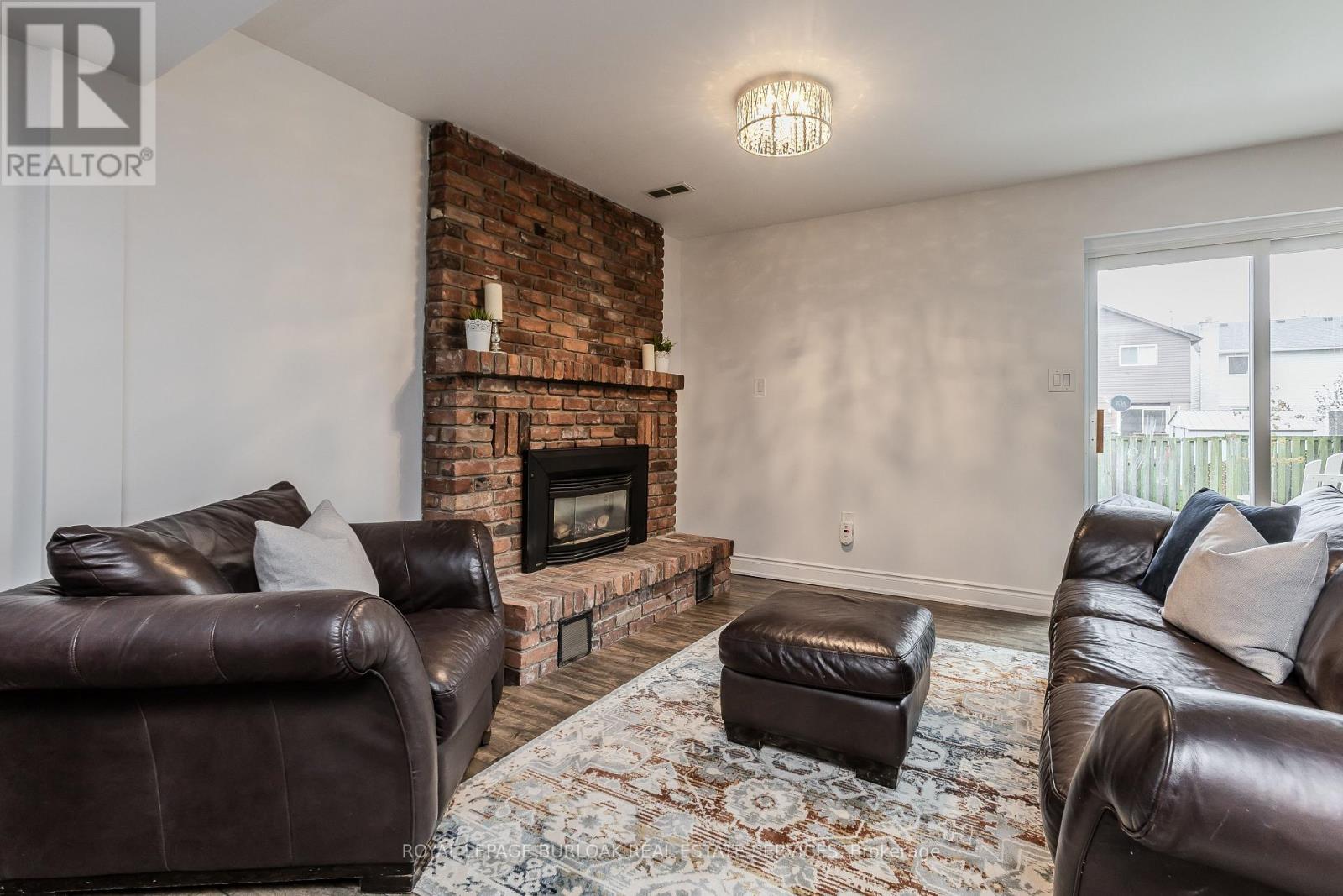 2218 Leominster Drive, Burlington, Ontario  L7P 3X1 - Photo 26 - W12204125