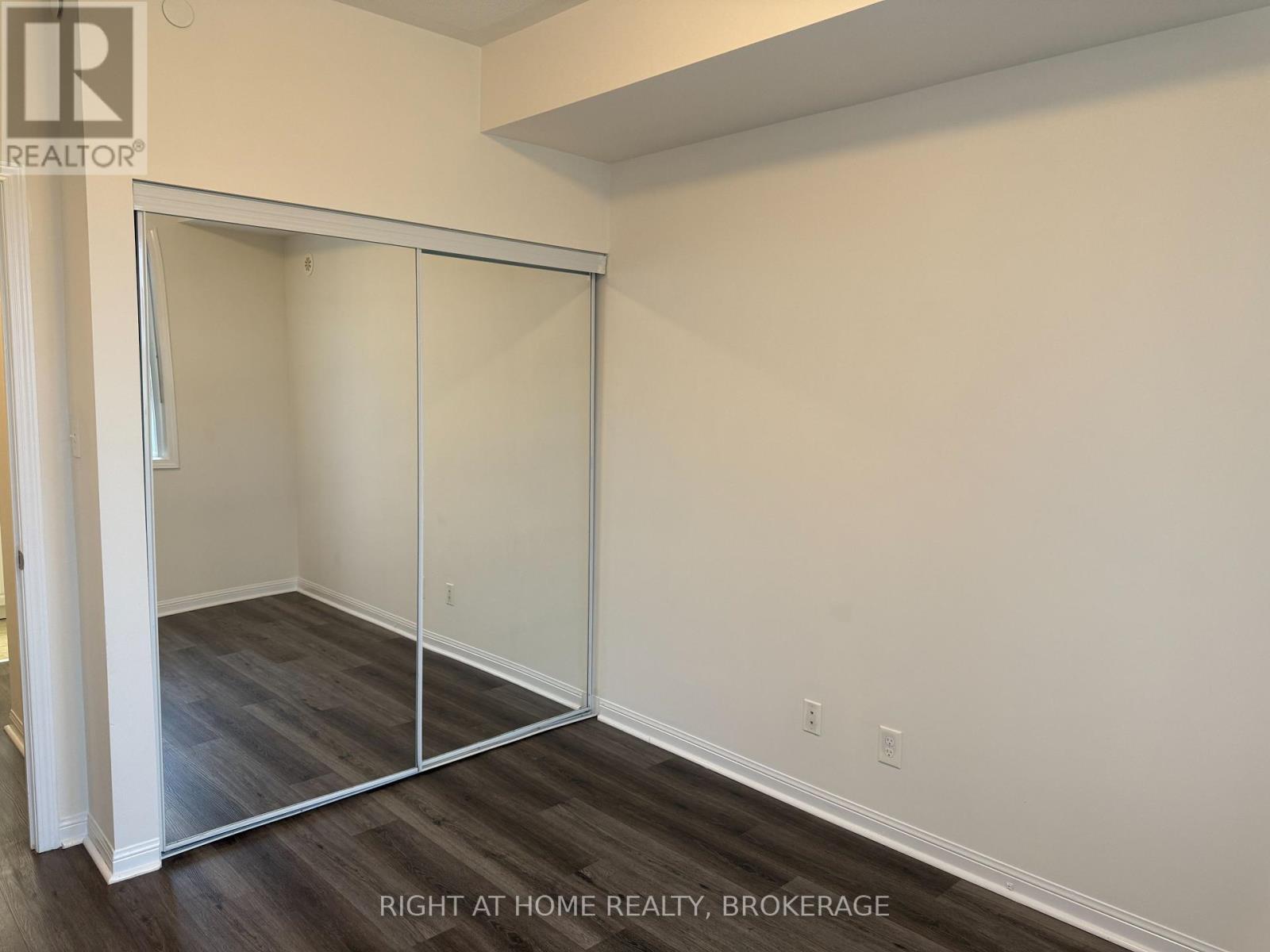 408 - 5705 Long Valley Road, Mississauga, Ontario  L5M 0M3 - Photo 14 - W12204131