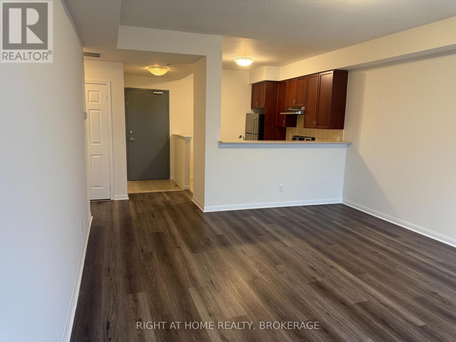 408 - 5705 Long Valley Road, Mississauga, Ontario  L5M 0M3 - Photo 4 - W12204131