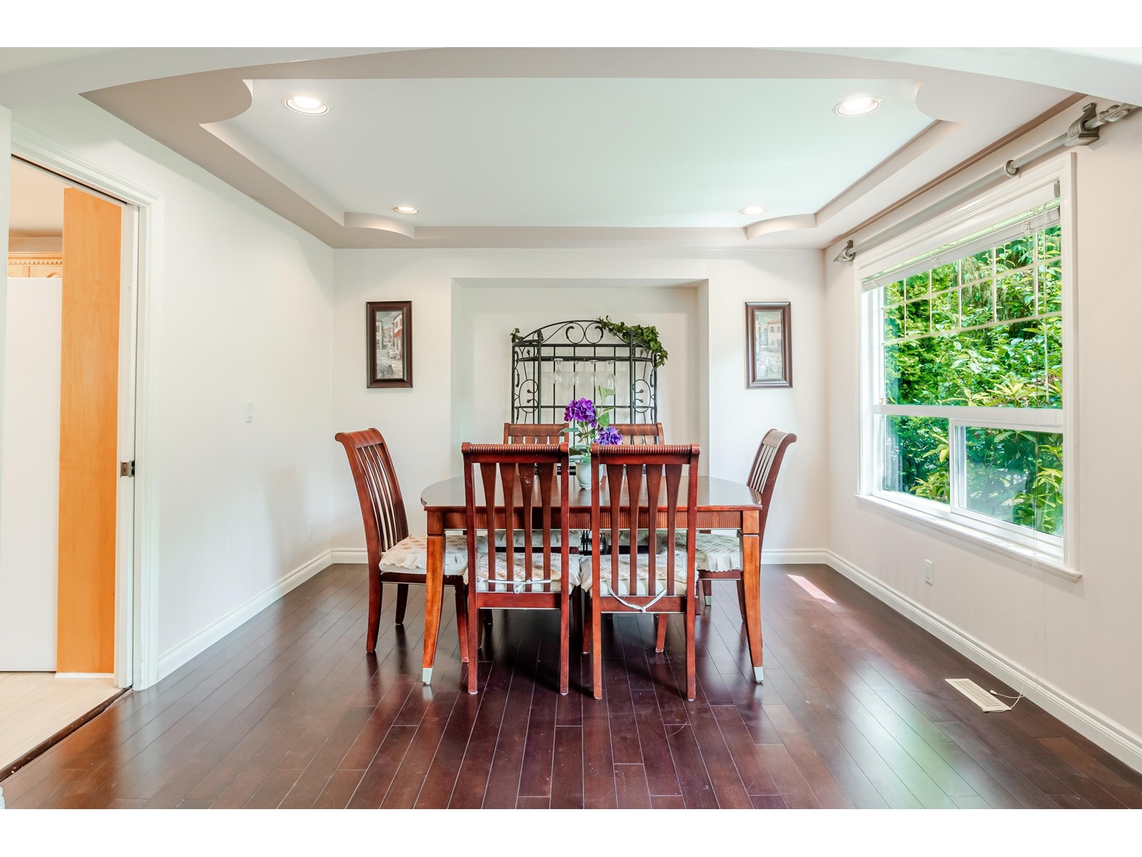 Property at 15619 102B AVENUE image 4