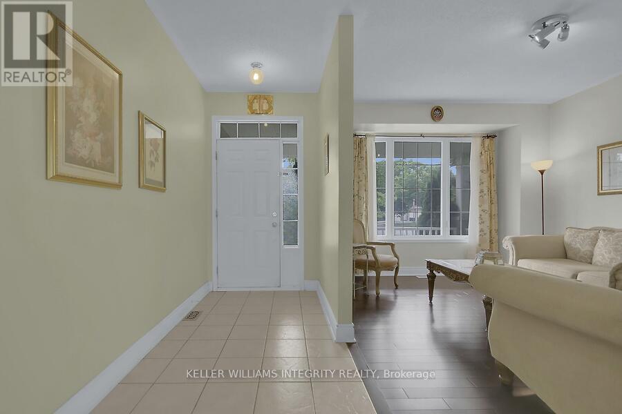 59 Sawyer Way, Ottawa, Ontario  K2M 2X3 - Photo 3 - X12204149