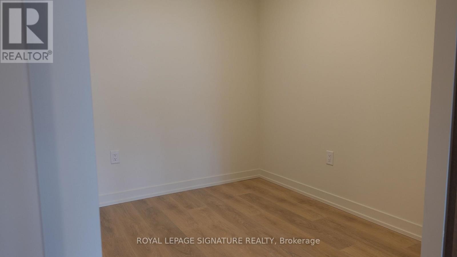 305 - 181 Sterling Road, Toronto (Dufferin Grove), Ontario  M6R 2B2 - Photo 12 - C12204133