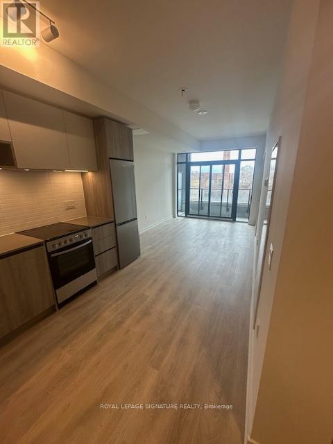 305 - 181 Sterling Road, Toronto (Dufferin Grove), Ontario  M6R 2B2 - Photo 6 - C12204133