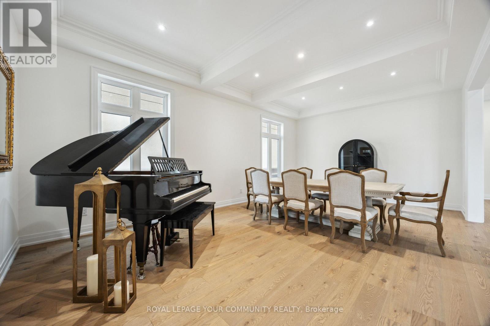Property at 18 CASAVANT COURT image 5