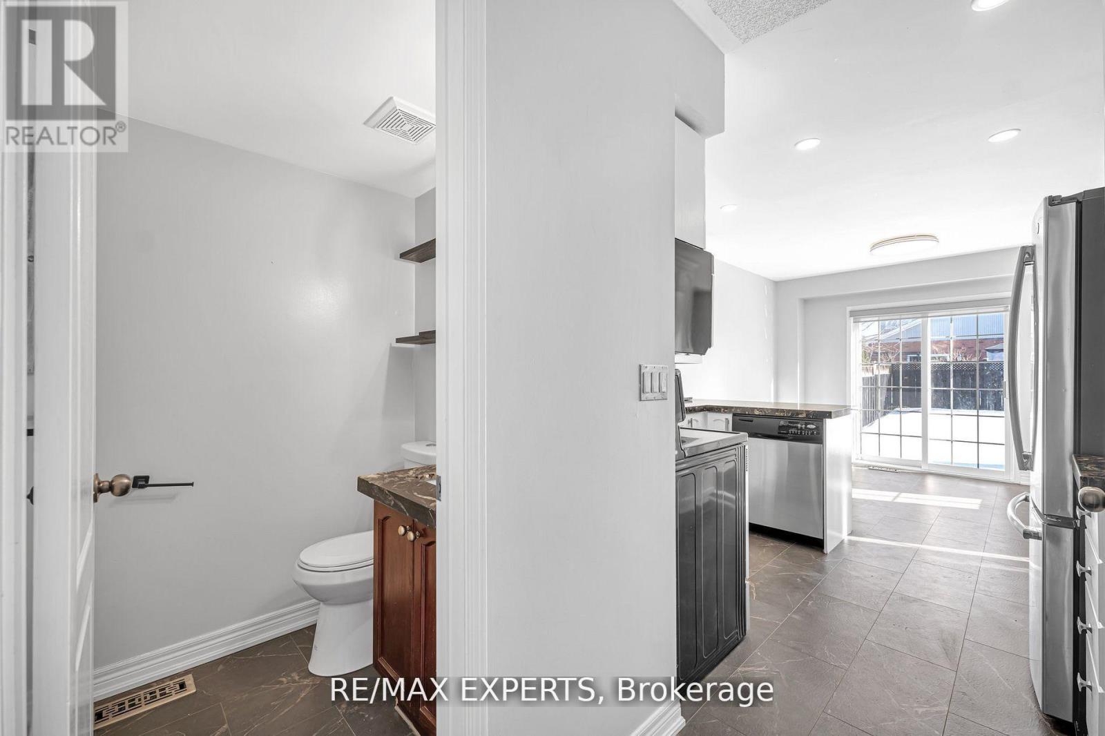 1111 Kell Street, Innisfil, Ontario  L9S 4W4 - Photo 16 - N12204146