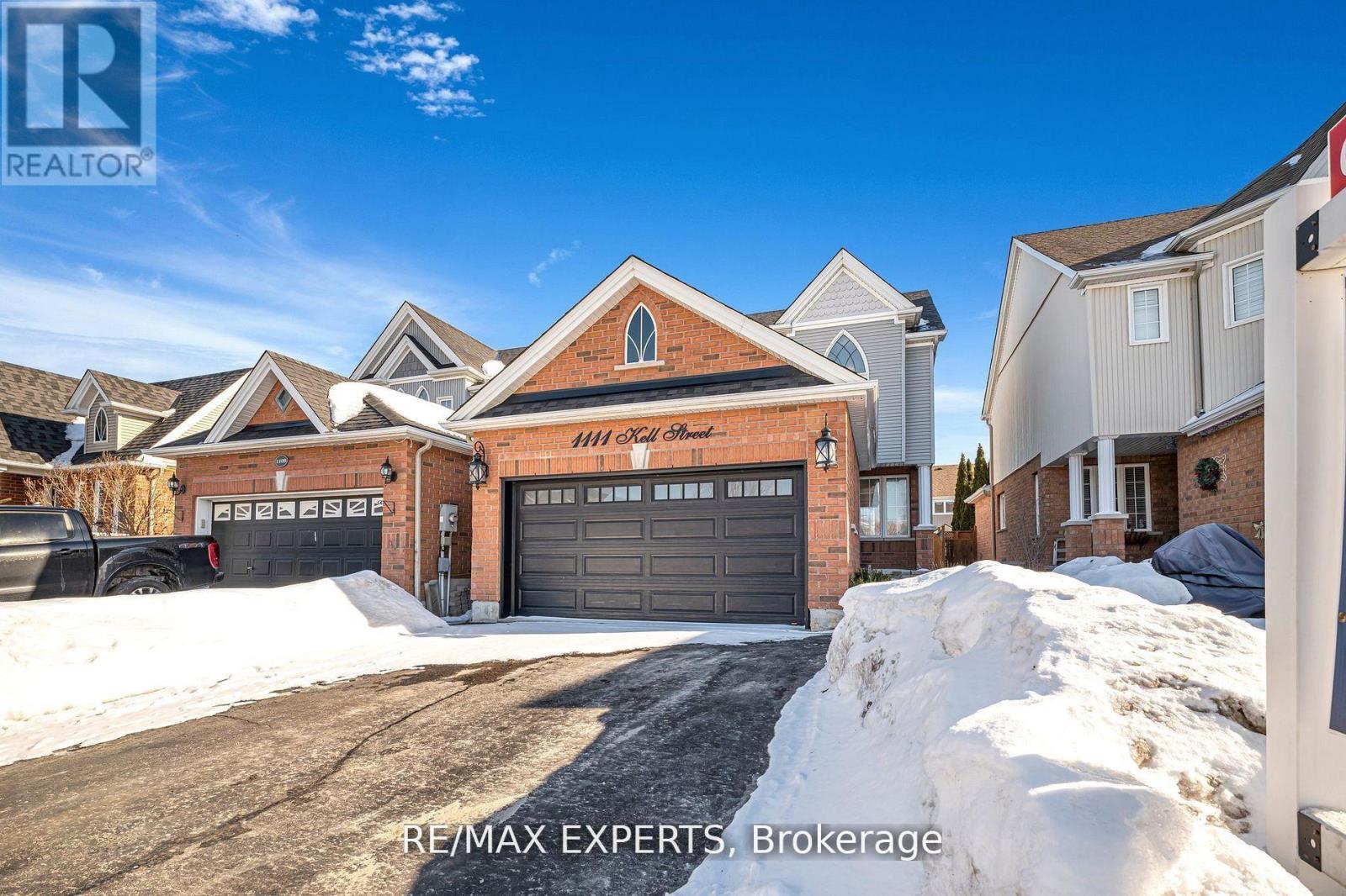 1111 Kell Street, Innisfil, Ontario  L9S 4W4 - Photo 2 - N12204146