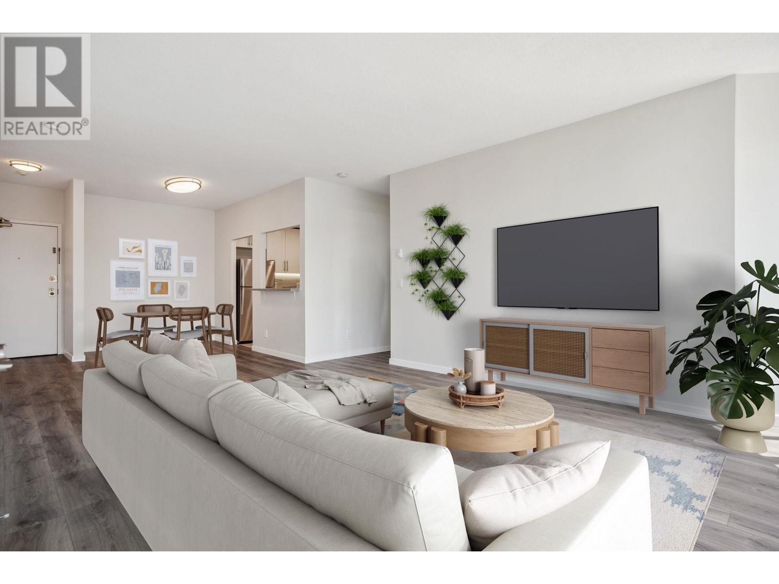 605 6240 MCKAY AVENUE, Burnaby, British Columbia