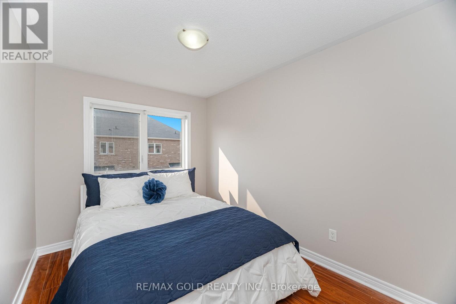 11 Seedland Crescent N, Brampton, Ontario  L6R 0Z6 - Photo 9 - W12204151