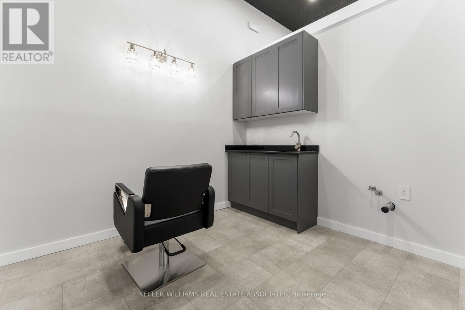 5 - 45 Wyndham Street N, Guelph, Ontario  N1H 4E4 - Photo 11 - X12204156