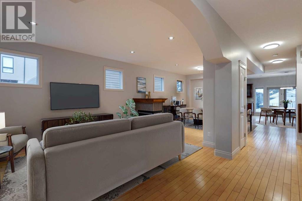 Property at 4114 16A Street SW image 2
