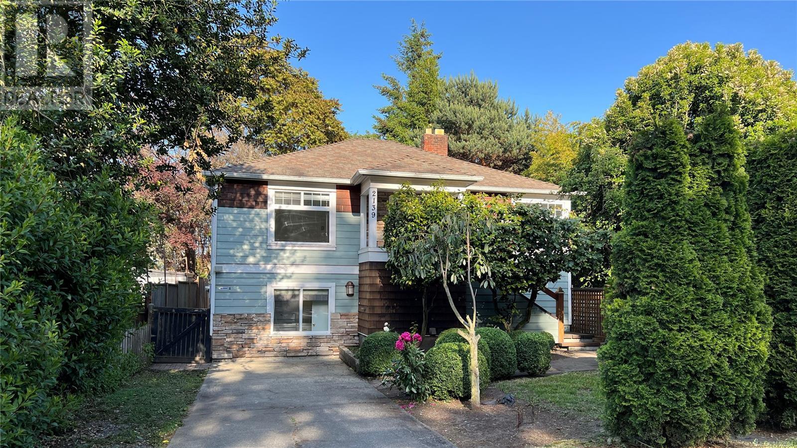 Property at 2139 Foul Bay Rd image 1