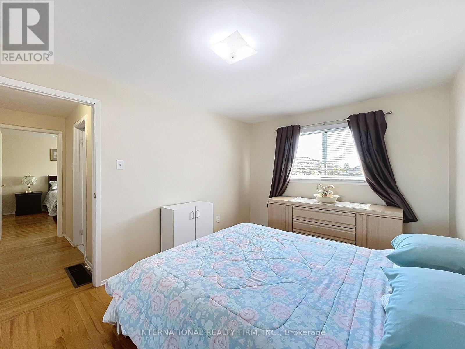 3602 Dunrankin Drive, Mississauga, Ontario  L4T 1V9 - Photo 18 - W12186993