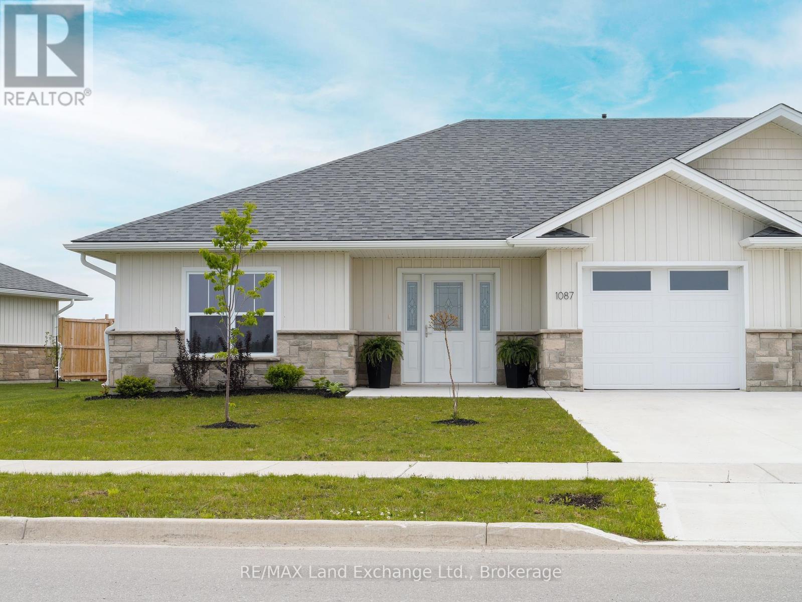 1087 WATERLOO STREET, Saugeen Shores, Ontario