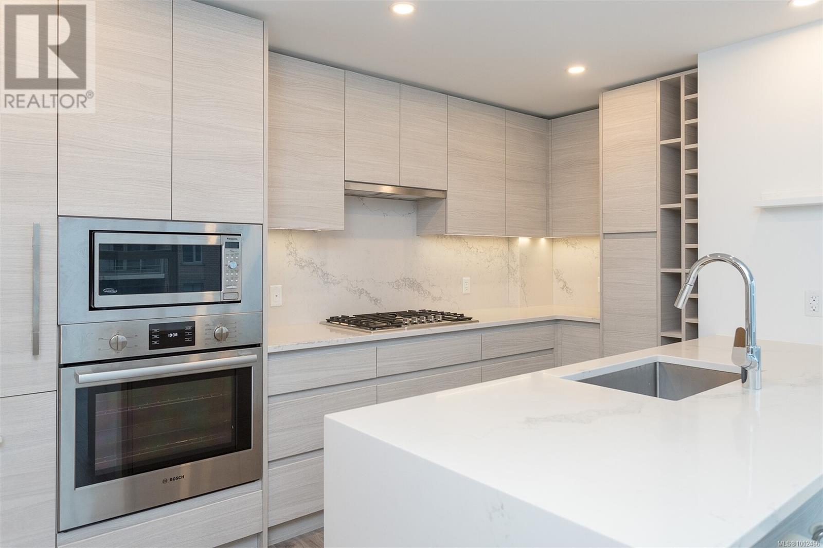 1108 777 Herald St, Victoria, British Columbia  V8T 0C7 - Photo 7 - 1002466