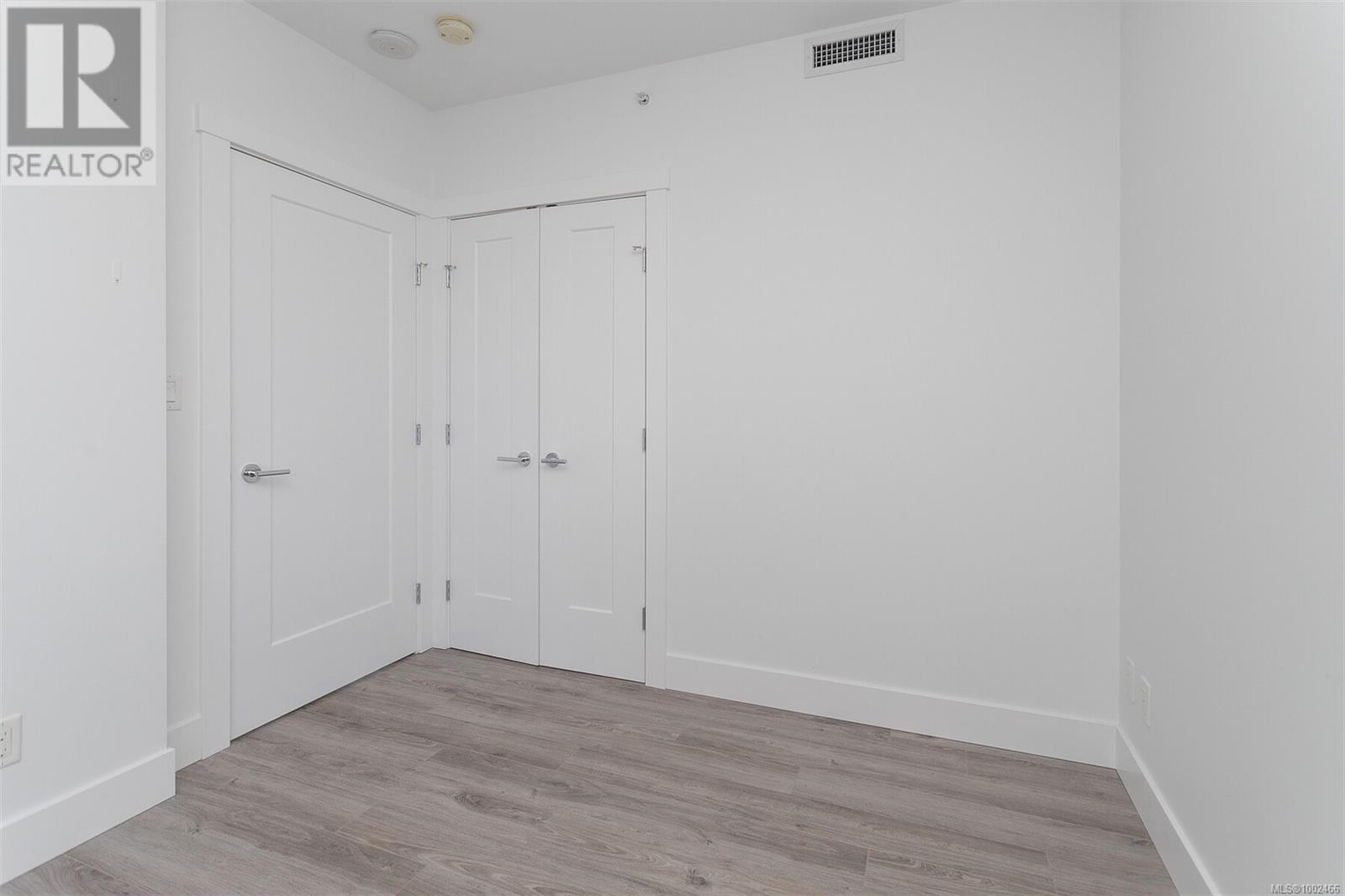 1108 777 Herald St, Victoria, British Columbia  V8T 0C7 - Photo 11 - 1002466