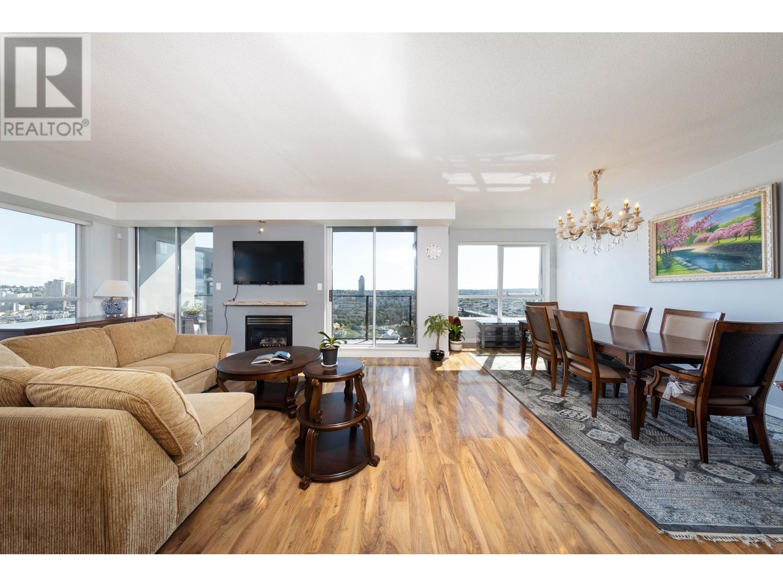 Property at 3601 1438 RICHARDS STREET image 3