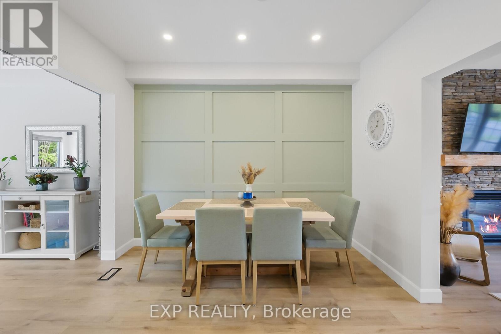 Property at 86 OASIS STREET image 5